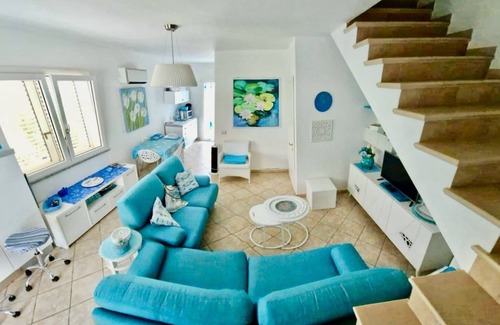 Is Solinas House | NEW! Villa 'Turchese' with private Garden and shared Pool.