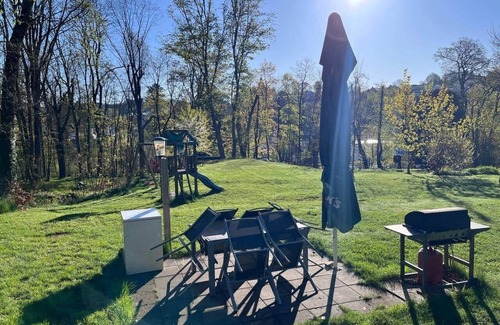 Auerbach Apartment | NEW! Vogtland Herberge Auerbach 3 persons + baby
