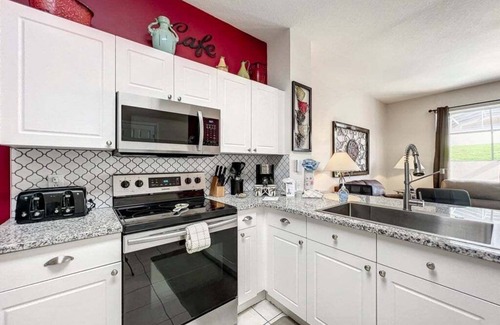 Windsor Palms House | NEW! Windsor Palms 3BR Home w/ Private Pool Near Disney