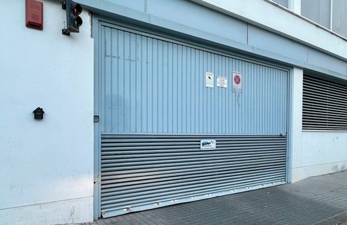 Distrito Sur Apartment | New, with free parking and close to the Mosque