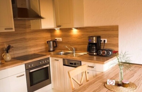 Waldorf Apartment | New wood house * in the Eifel in very quiet location, on the forest's edge
