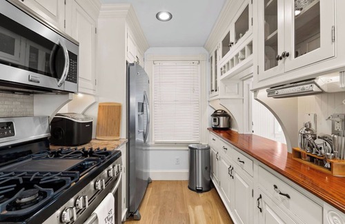 Somerset House | New! Your very own Summer Oasis - Direct Oceanfront - 3BD Cozy & Peaceful home