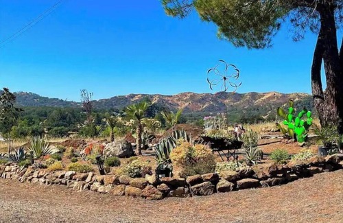 Lakeport House | new zen retreat 360 lake/mtn views downtown