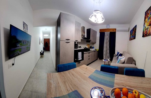 Scalea Apartment | Newer, Beautiful Scalea beach apartment