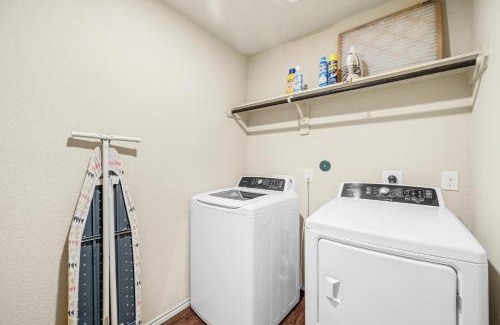 Channelview House | Newhouse/Grill/East houston/Channelview/Baytown/Sleeps 8