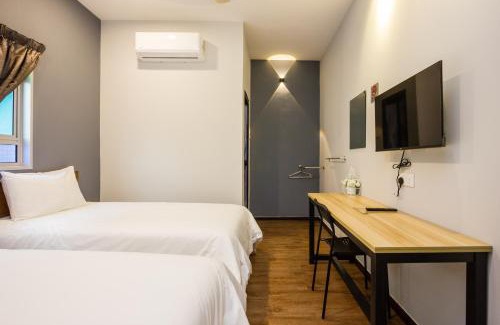 Benggali House | Newly 4BR Cottage House Retreats with Free Parking