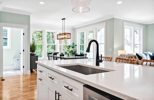 Bald Head Island House | Newly Built 2022 Sunlit 4 Bedroom 3 1/2 Bath Home with Top Amenities BHI Club
