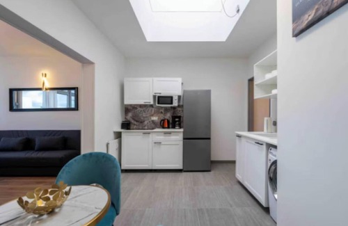 West Berlin Centre Apartment | Newly Built 4BR Apartment with City Views in Berlin’s Top Shopping District