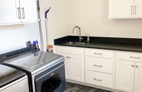 Durham House | Newly built 4BR, close to Duke, ready for Duke Graduation!