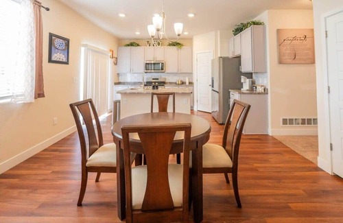 Elbert House | Newly Built 4BR Spacious Retreat in Peyton