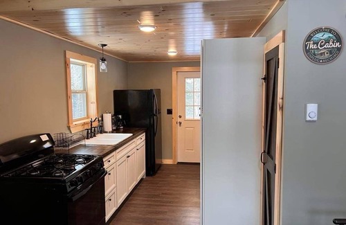 Bernhards Bay House | Newly built Cabin in the woods on a 5 acres of land