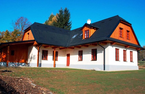 Cikhaj Cottage | Newly built cottage with pool and large fenced garden
