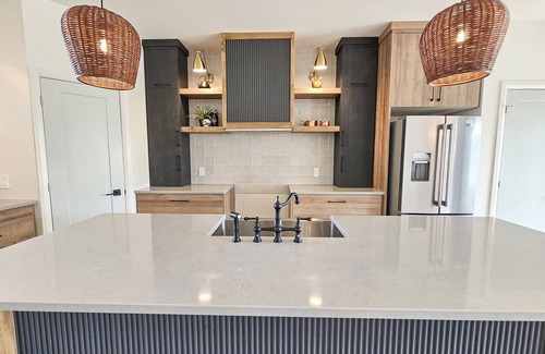 Lighthouse Cove House | Newly built Cove Cabin on Lake St.Clair A Boater & Fisher paradise Modern & cozy