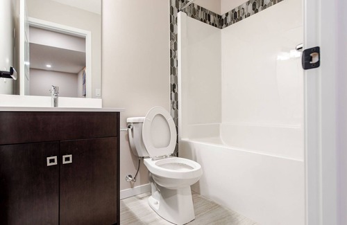 Southwest Calgary House | Newly built Cozy 2bedroom secondary suite in Calgary