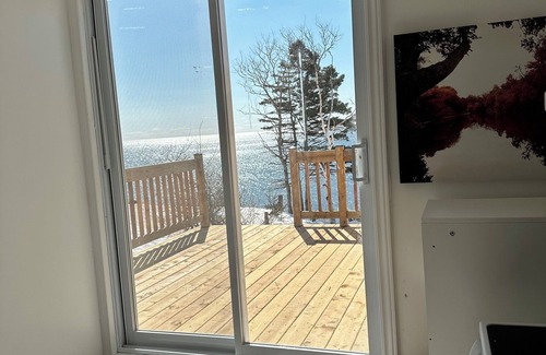 Pabos Apartment | Newly built cozy modern Loft with view on the sea!