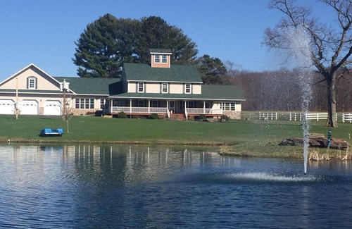 Fryburg Apartment | Newly built craftsman suite on a 300 acre farm