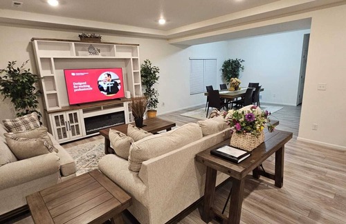 Commerce City House | Newly Built Getaway At Buffalo Run Golf Course