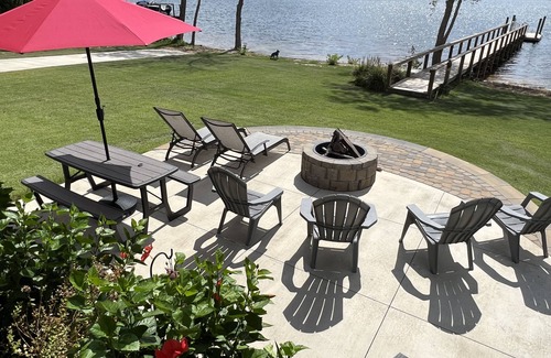 Lexington House | Newly Built Lake Front Coastal Home. Water Views From Every Room in Lexington