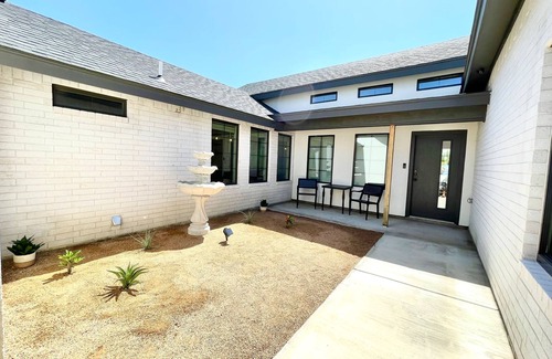 Pharr House | Newly built modern farmhouse w/private pool! Central location