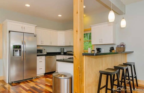 Asheville House | Newly Built Mountain Cabin With Views, Privacy And 10 Min. From Downtown!