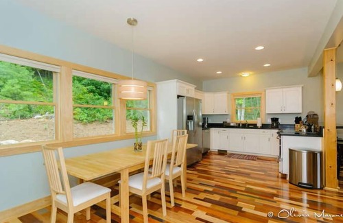 Asheville House | Newly Built Mountain Cabin With Views, Privacy And 10 Min. From Downtown!