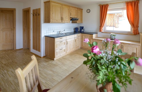 Campo Tures Apartment | Newly built, quiet holiday home, pets are welcome with WiFi