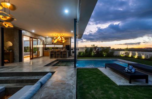 Babakan Villa | Newly Built Villa - Rice Fields & Tranquil Getaway