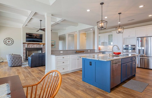 Kilmarnock House | Newly Built Waterfront Home on Galway Bay with Sandy Beach, Dock and Hot Tub.