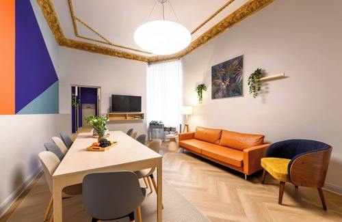 Schoeneberg Apartment | Newly designed 4 room apartment with balcony and modern equipment with 160 m²