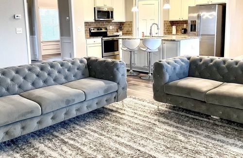 Buford House | NEWLY LISTENED: All New in the heart of Buford, GA