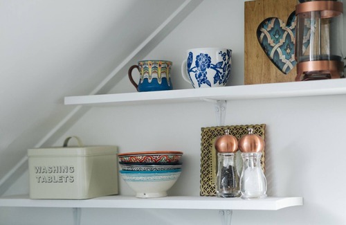 Gosforth House | Newly Refurbished Studio Apartment. two minutes from Gosforth High Street