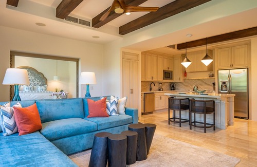 El Medano Ejidal Condo | NEWLY remodeled - 1 Bedroom Marina View - Best Location in Cabo!