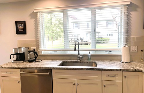 Hyannis Port House | Newly Remodeled 3 Bedroom 2.5 Bath House, 1/2 Mile to Beach. Sleeps 9, with AC and Beach Pass.