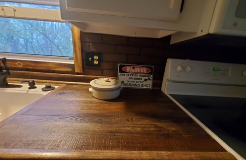 Cassville House | Newly Remodeled and Furnished 1 mile from Roaring River St Park!