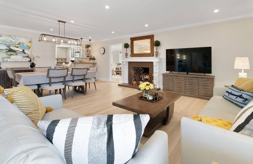 Walnut House | Newly Remodeled Comfortable Home in Walnut 4br/3ba