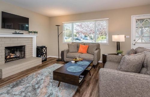 Baywood-Los Osos Cottage | Newly Remodeled Cottage