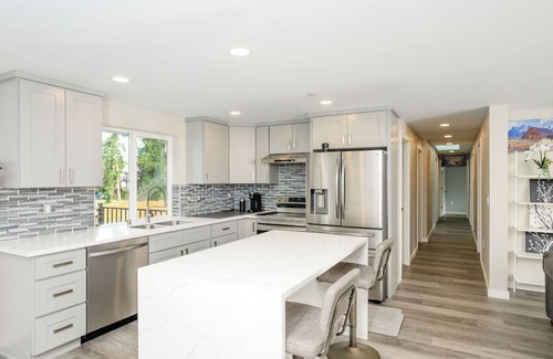Kent House | Newly remodeled gated house Kent,Des Moines, Fedral way with AC and Office