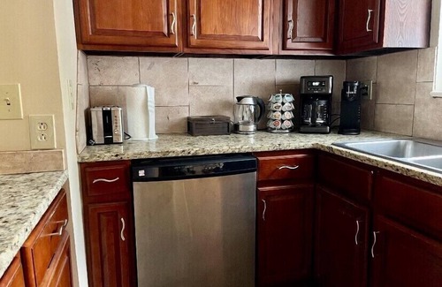 Red Bank Apartment | Newly Remodeled Luxury Duplex 7 minutes to downtown