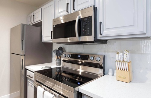 Spring Valley Condo | Newly Remodeled Modern Elegance with perfect Central Location