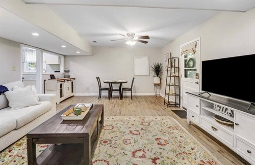 Cary House | Newly remodeled! Spacious 2 bed, 1 bath home in Cary!