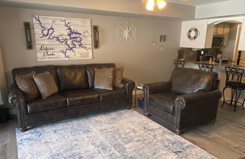 Lakeland Condo | Newly remodeled updated condo,12x32 Boat slip, wi-Fi Internet cable TV, pwc slip