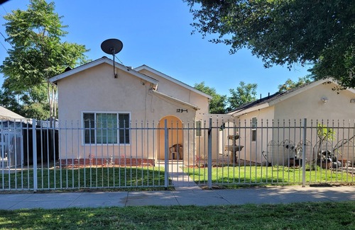 San Bernardino House | Newly Remodeled Spanish Style home! Sleeps 7 - Perfect for a large family/group!