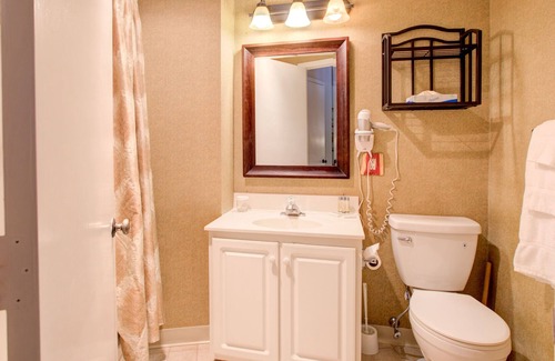 Wintergreen Condo | Newly renovated lodge room with a homey feel.