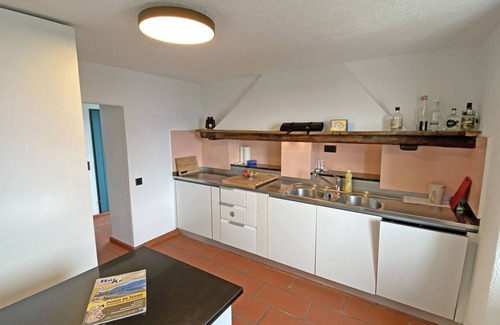 Minusio House | Newly renovated detached house on a sunny slope above Locarno with panoramic views