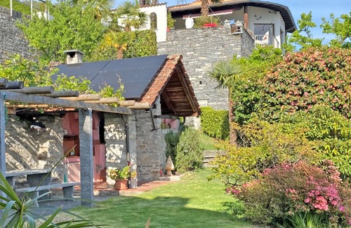 Minusio House | Newly renovated detached house on a sunny slope above Locarno with panoramic views