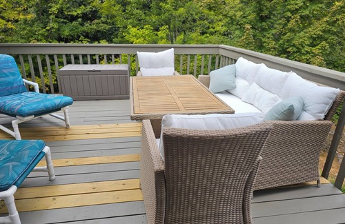 Salem Condo | Newly Renovated 2 Bed/2 Bath Keowee Key Twnhse - Lake access & Resort Amenities