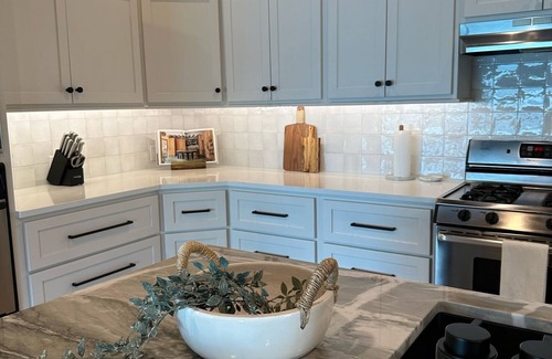 Vinita House | Newly Renovated 4B, 2.5 bath Lakefront home with South Grand Lake Views and dock