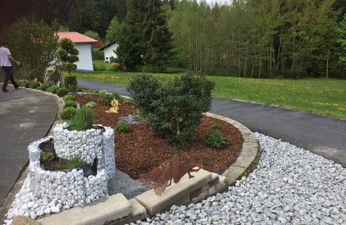 Zachenberg Apartment | Newly renovated apartment f. d. high standards in an idyllic secluded location