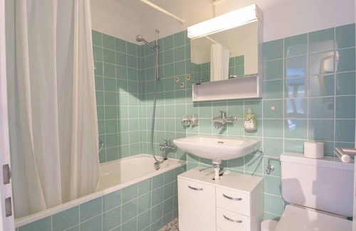 Adelboden Apartment | Newly renovated apartment in a quiet location, close to the village center.