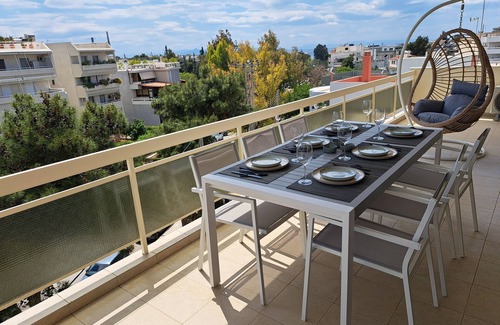 Glyfada Apartment | Newly renovated apartment in the heart of Glyfada